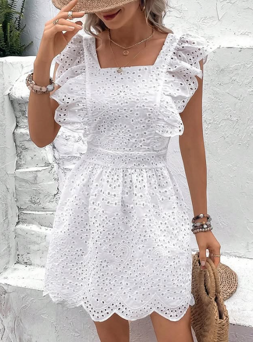 Robe courte “WINA” – Fraîcheur estivale & charme naturel